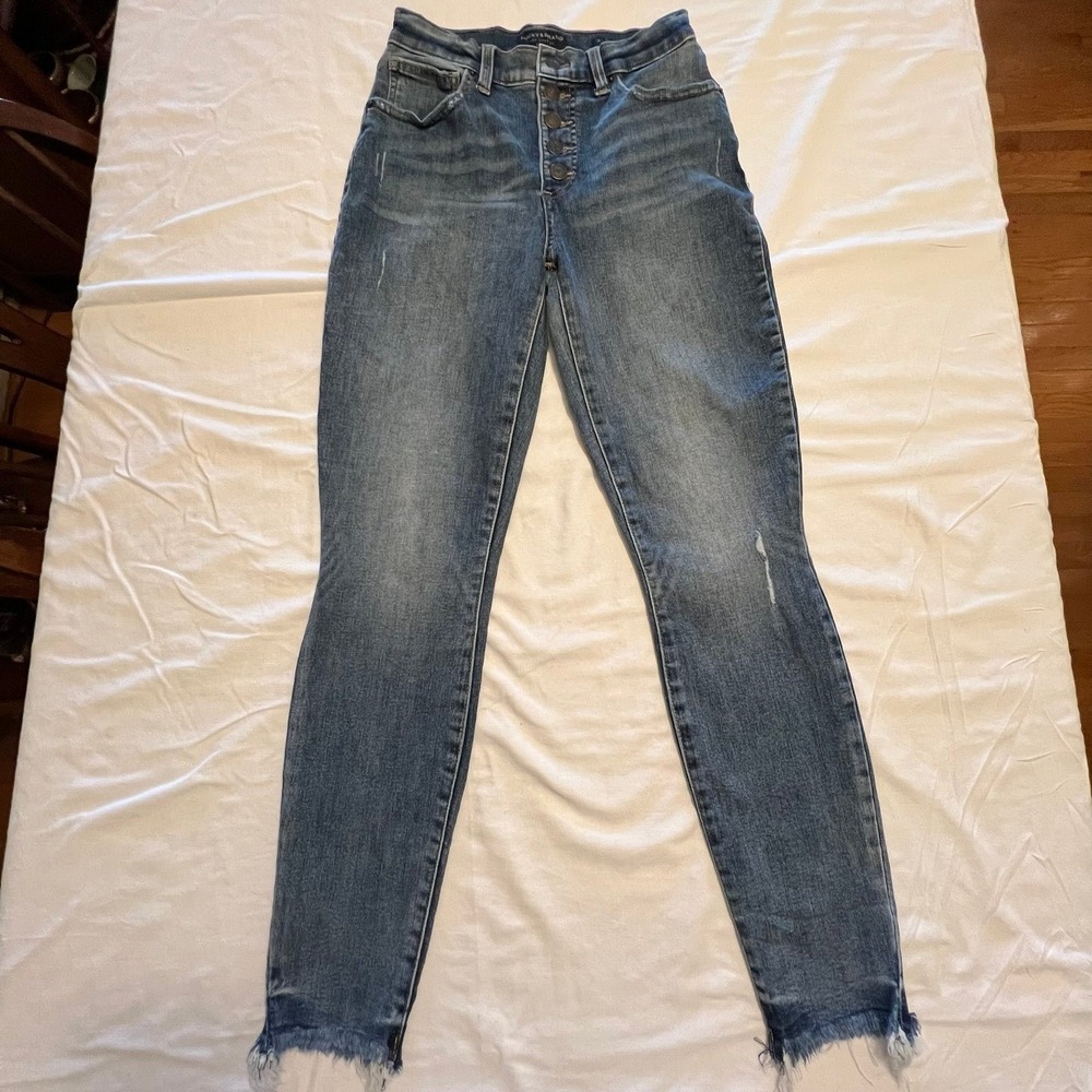 Lucky Brand High Waisted Button Fly Frayed Ankle Jeans 2/26 (2503)